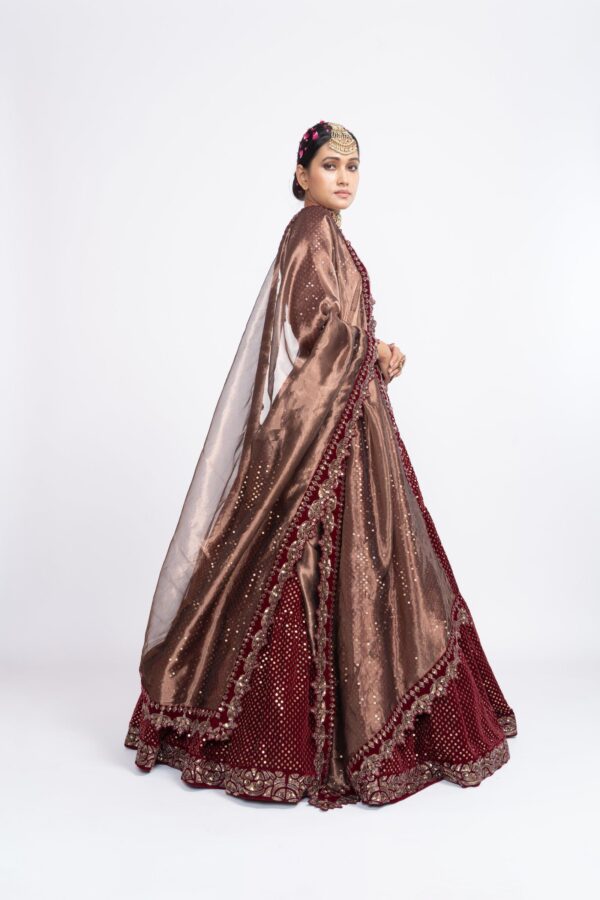 Vaani4651