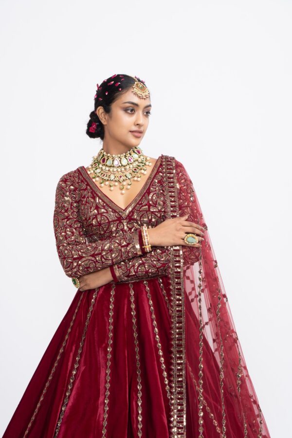 Vaani4799