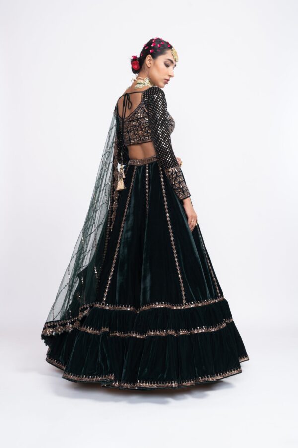 Vaani5907