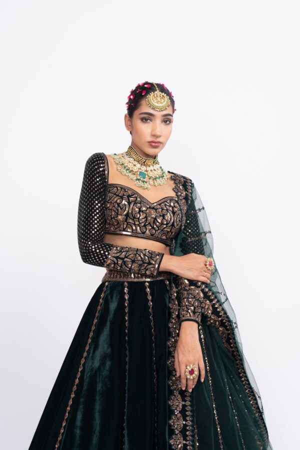 Vaani5923