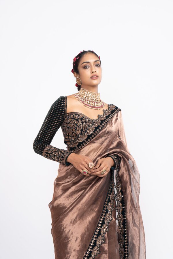 Vaani2713