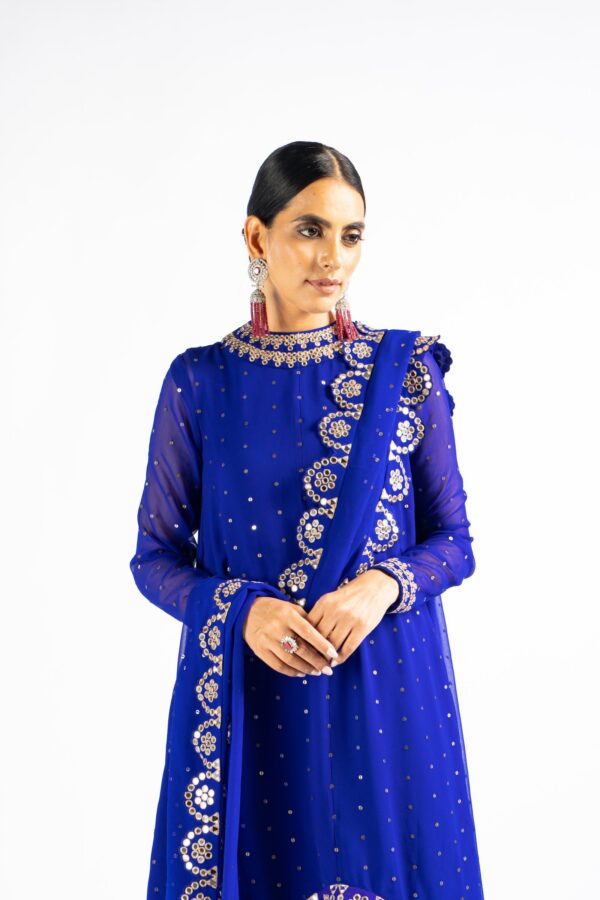 VVANI 030920227044
