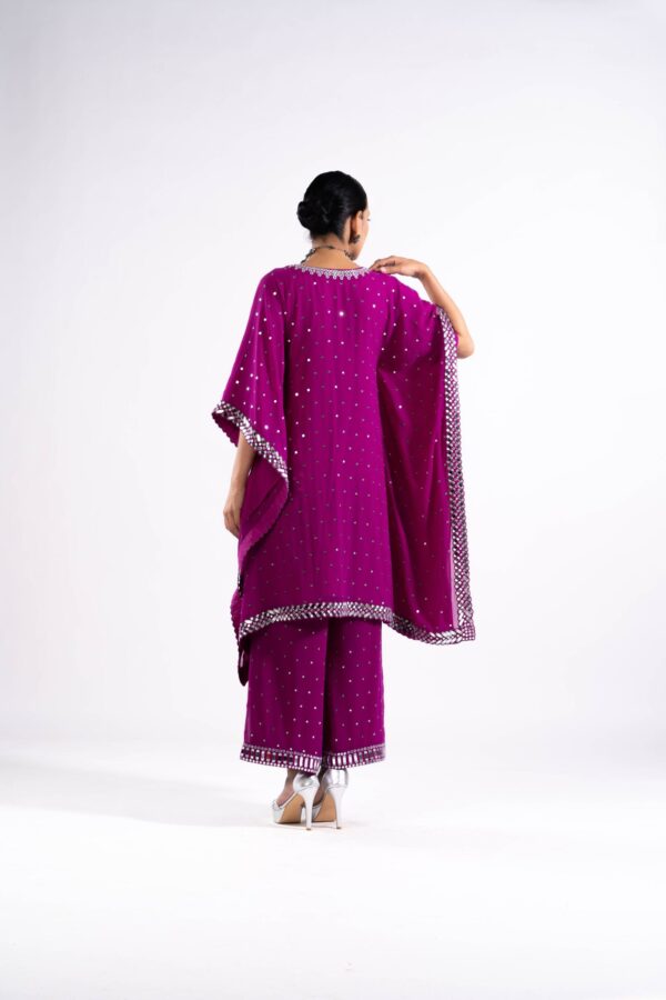 VVANI FEB 233529