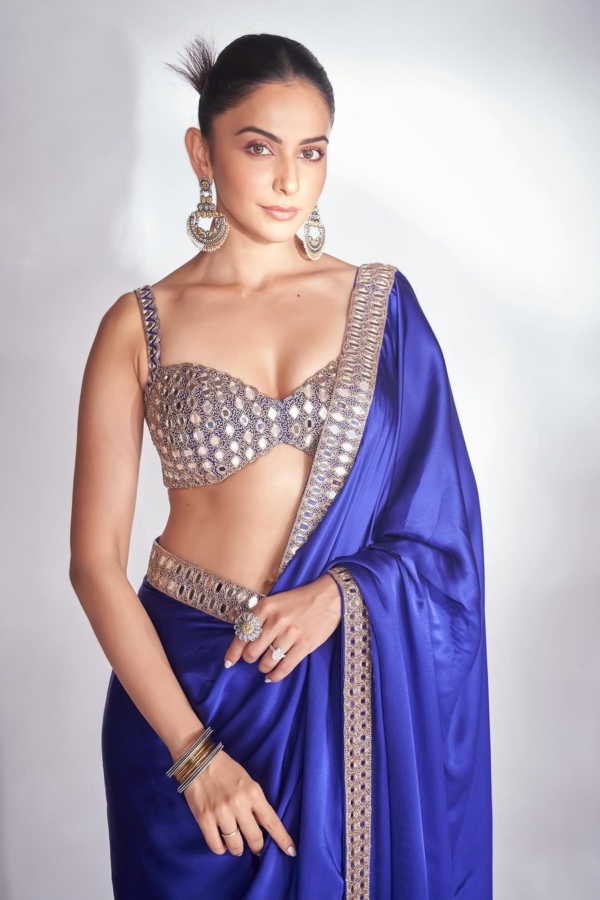 Persian Blue Mirror Satin Saree Set ( RAKULPREET SINGH )