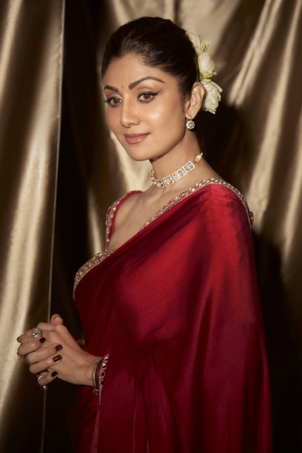 Crimson Red Satin Mirror Saree Set ( SHILPA SHETTY )