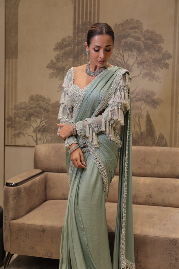 Chandelier Drop Powder Mint Piroi Saree Set (MALAIKA ARORA)