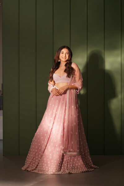 AASHNA SHROFF In Jhoomar Powder Pink Flower Lehenga Set