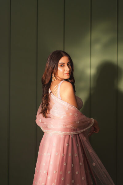 AASHNA SHROFF In Jhoomar Powder Pink Flower Lehenga Set