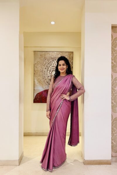 KAMIYA JANI (CURLY TALES) in Old Rose Satin Chiffon Saree Set