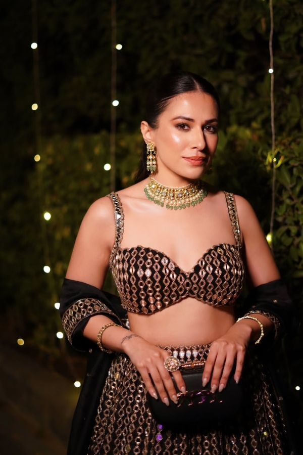 YASHIKA KHATRI In Jugmug Black Linear Mirror Lehenga Set