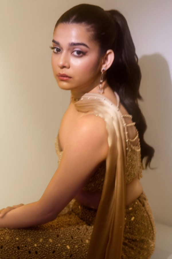 MITHILA PALKAR IN Light Beige dense Pearl and Mirror Pencil Skirt Set