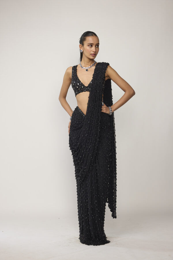 Black Single Drop V Neck Saree Set
