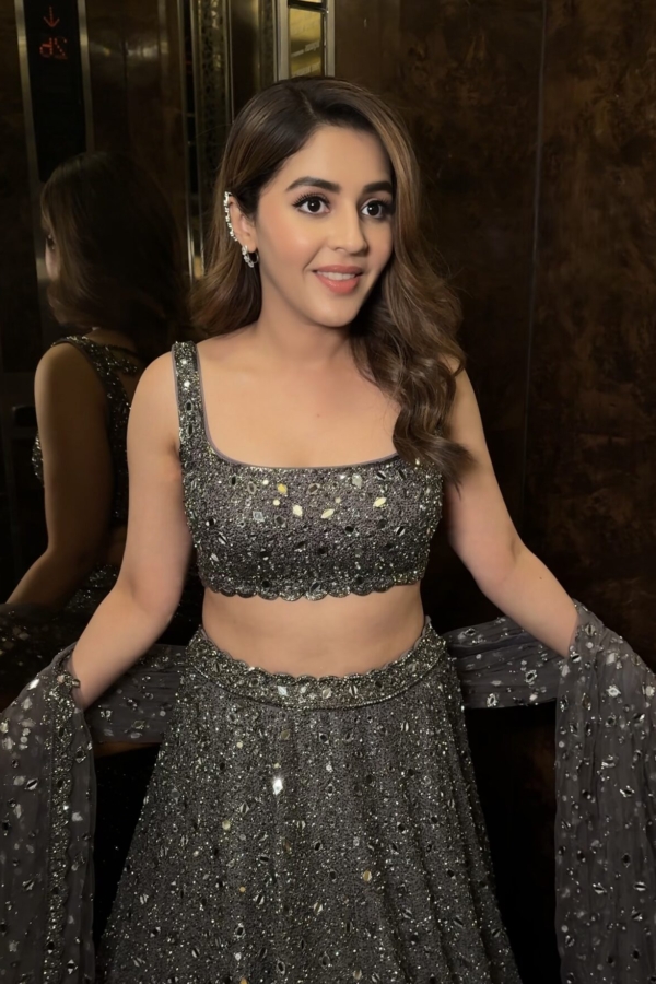 Isha Multani in Metallic Grey Lehenga Set