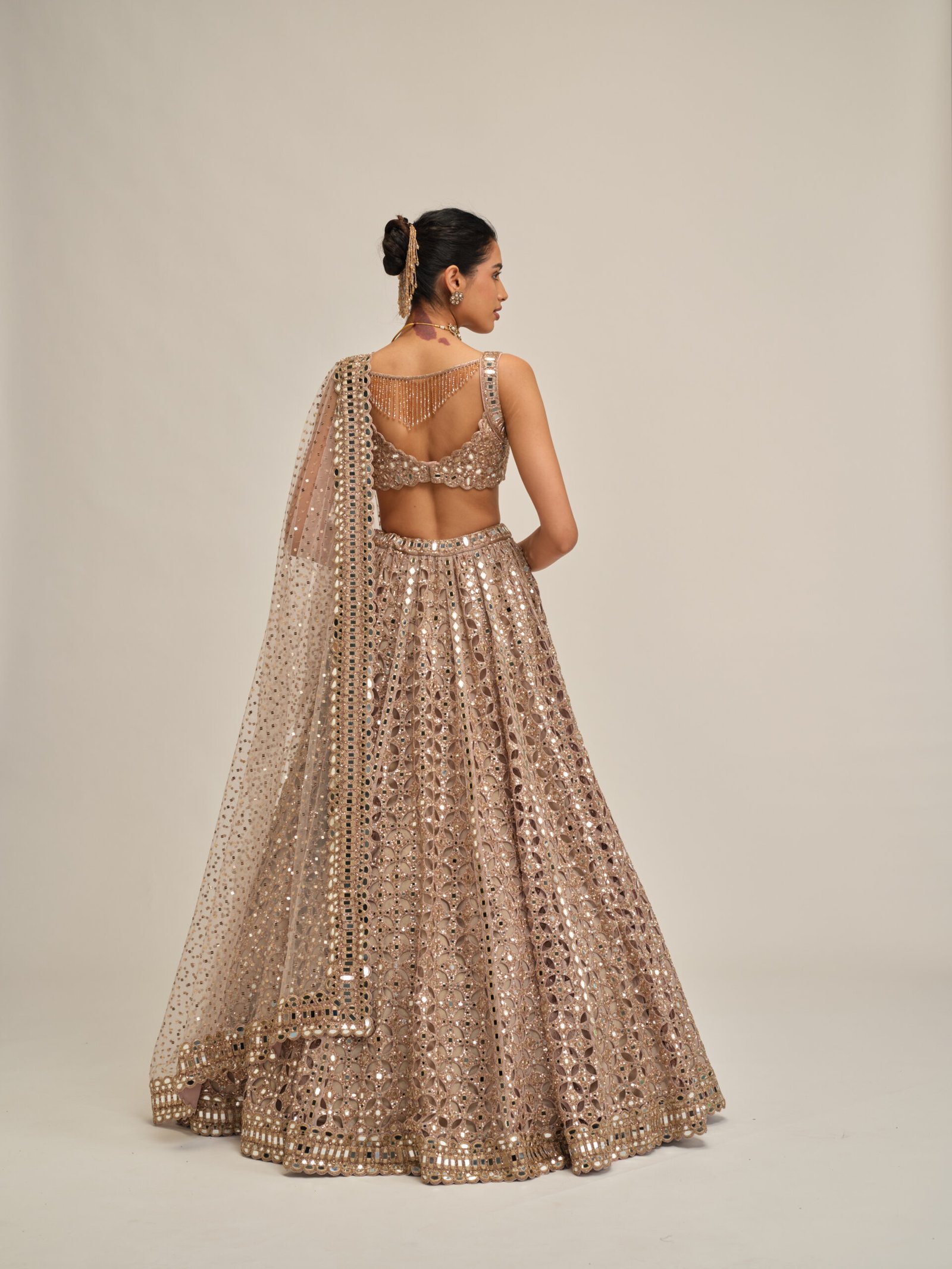 ASH PINK CIRCULAR CUTWORK LEHENGA SET - Image 6