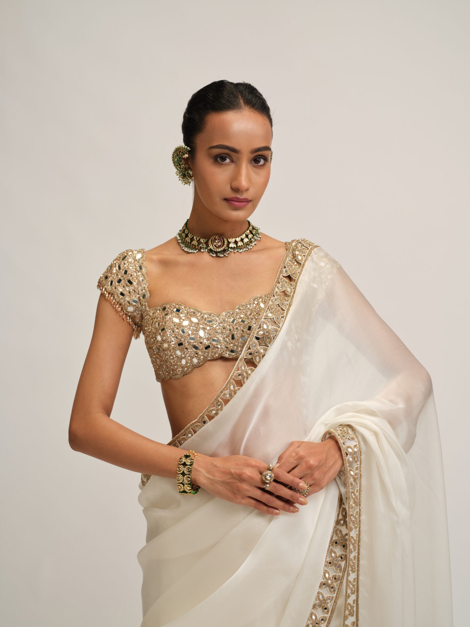 OFF WHITE CUTWORK BORDER SAREE SET - Image 3