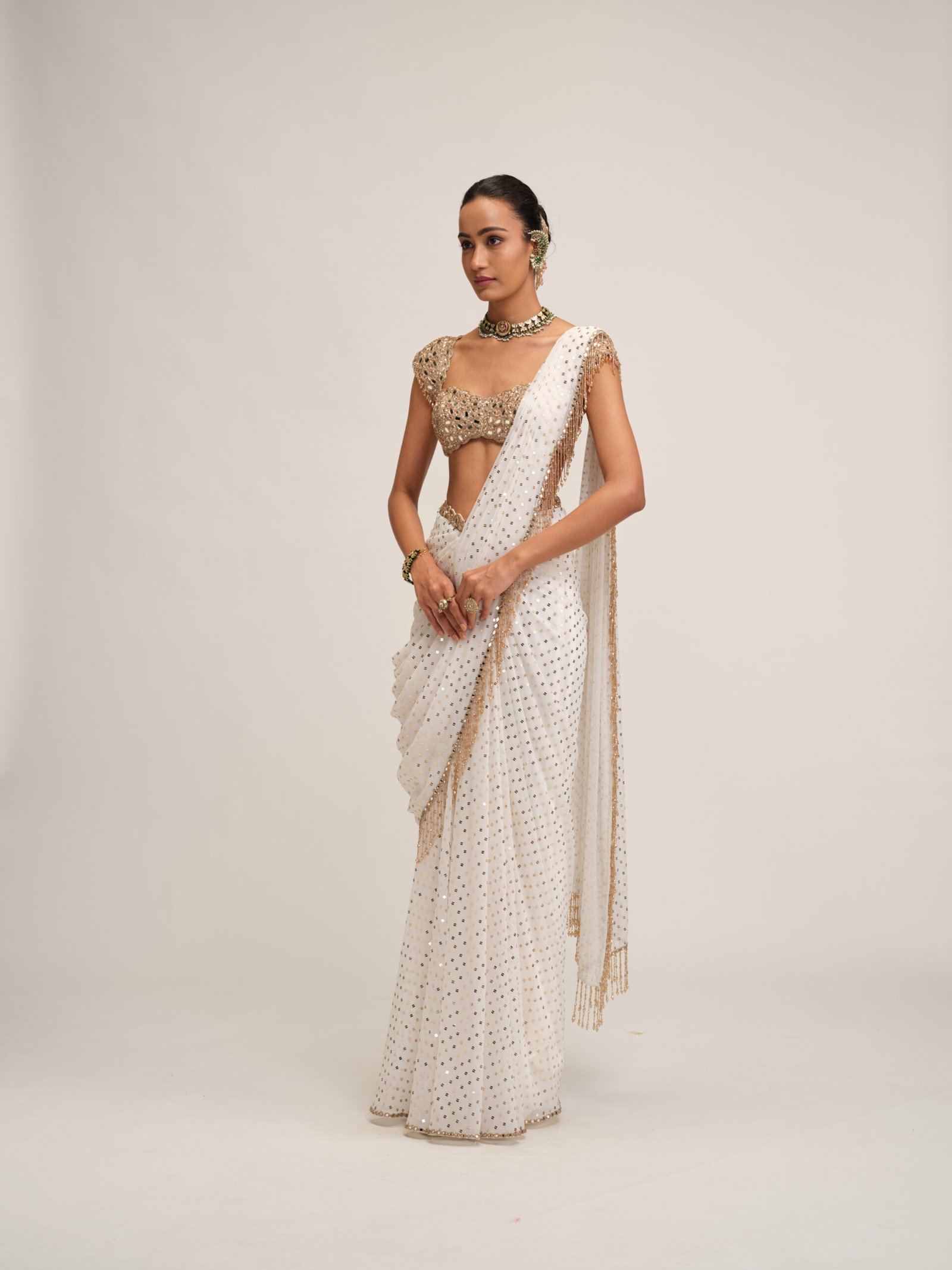 OFF WHITE DRAPED SAREE SET - Image 7