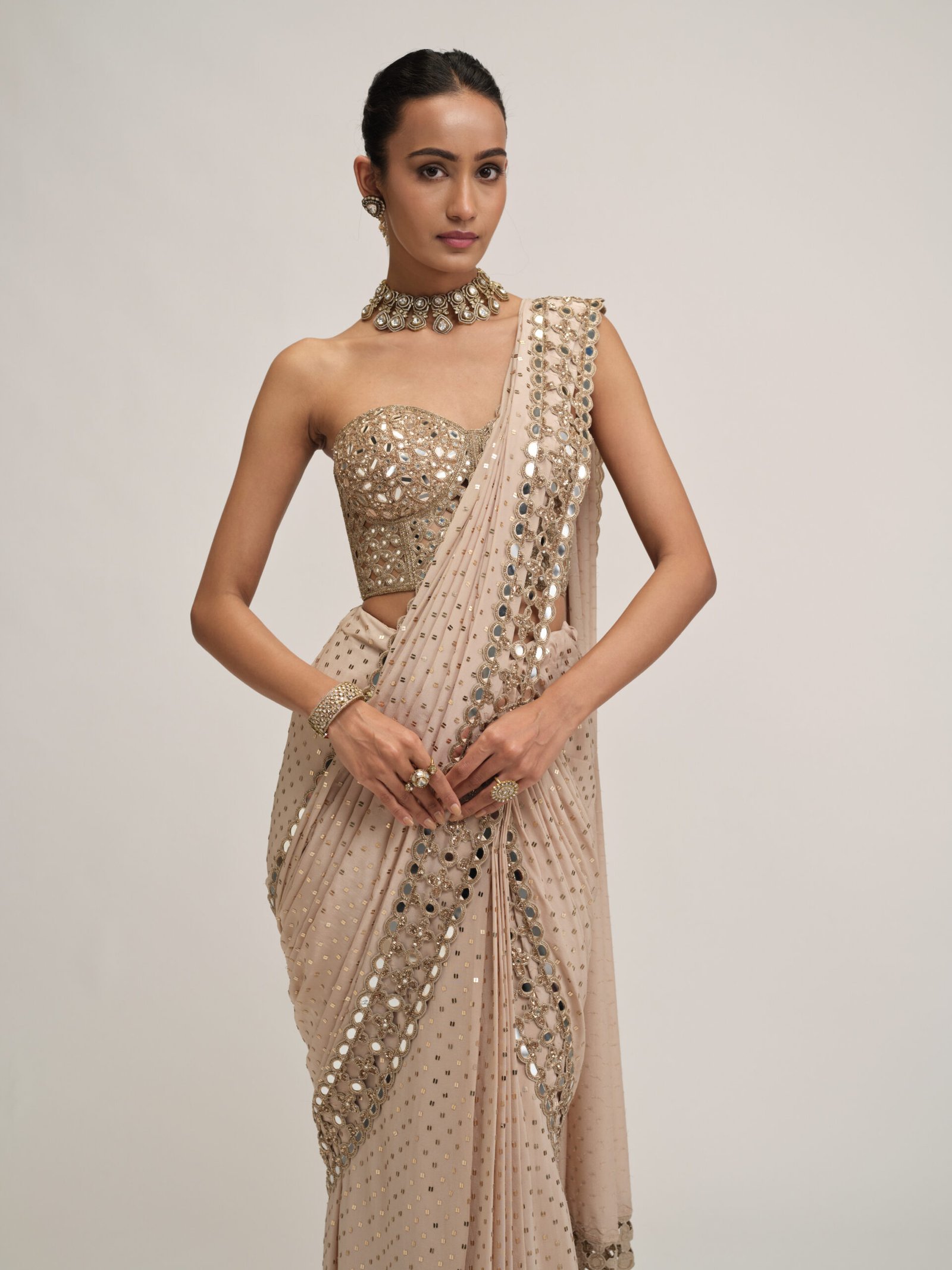LIGHT BEIGE CUTWORK BORDER SAREE SET - Image 3