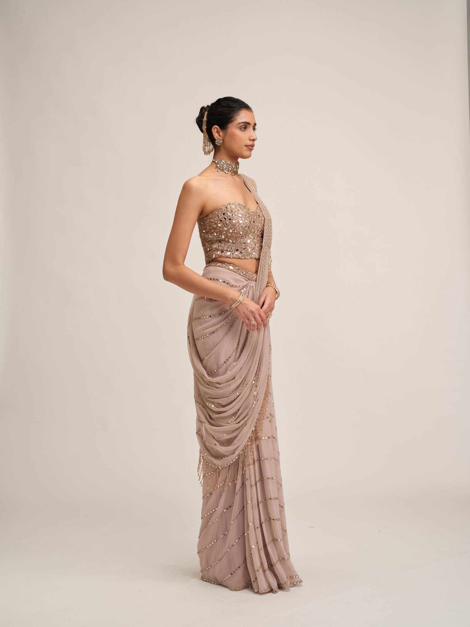 ASH PINK LINEAR MIRROR SAREE SET - Image 4