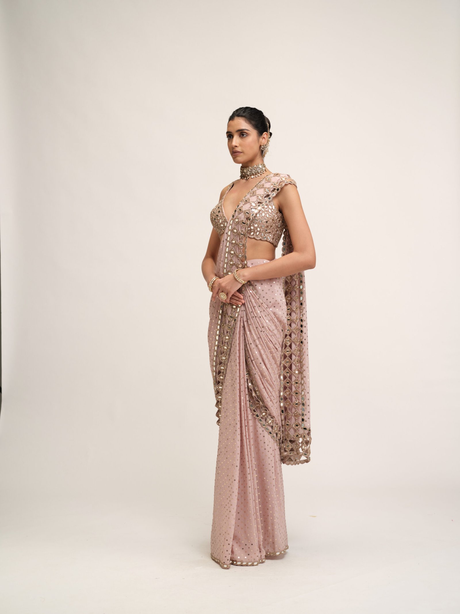 ASH PINK CUTWORK BORDER SAREE SET - Image 4